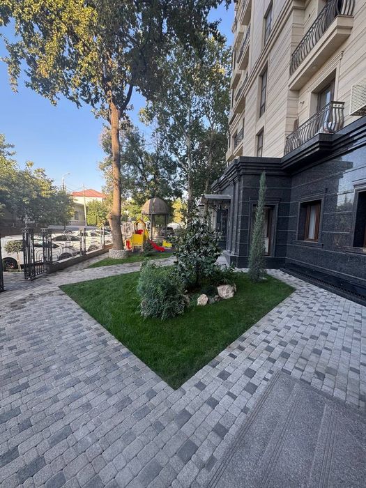 2х-комнатная квартира в новостройке на метро Горького