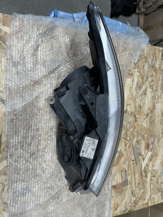 Far stânga mercedes vito .viano.w447.