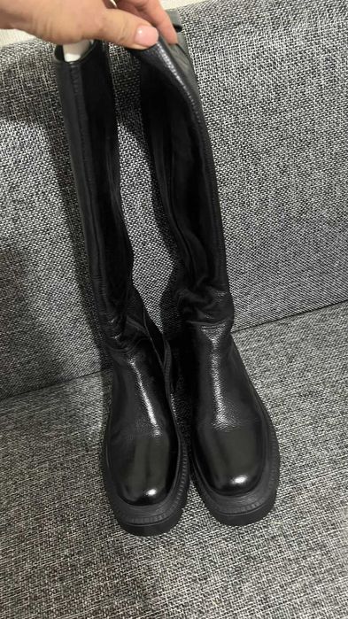 Продам зимние сапоги