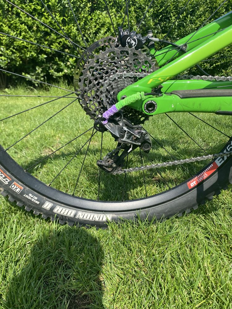 Specialized enduro comp 29/6 fattie