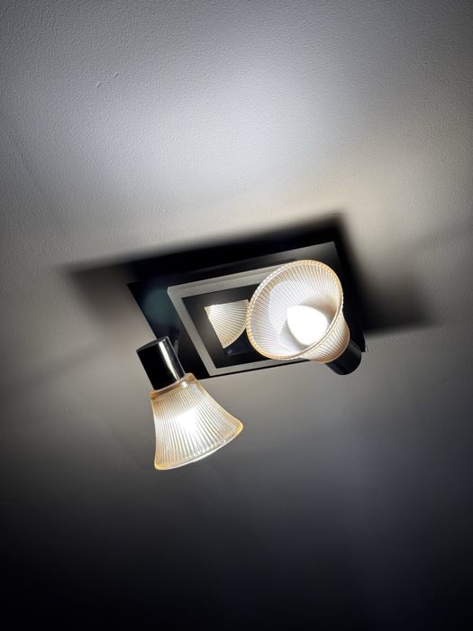 Продается люстры