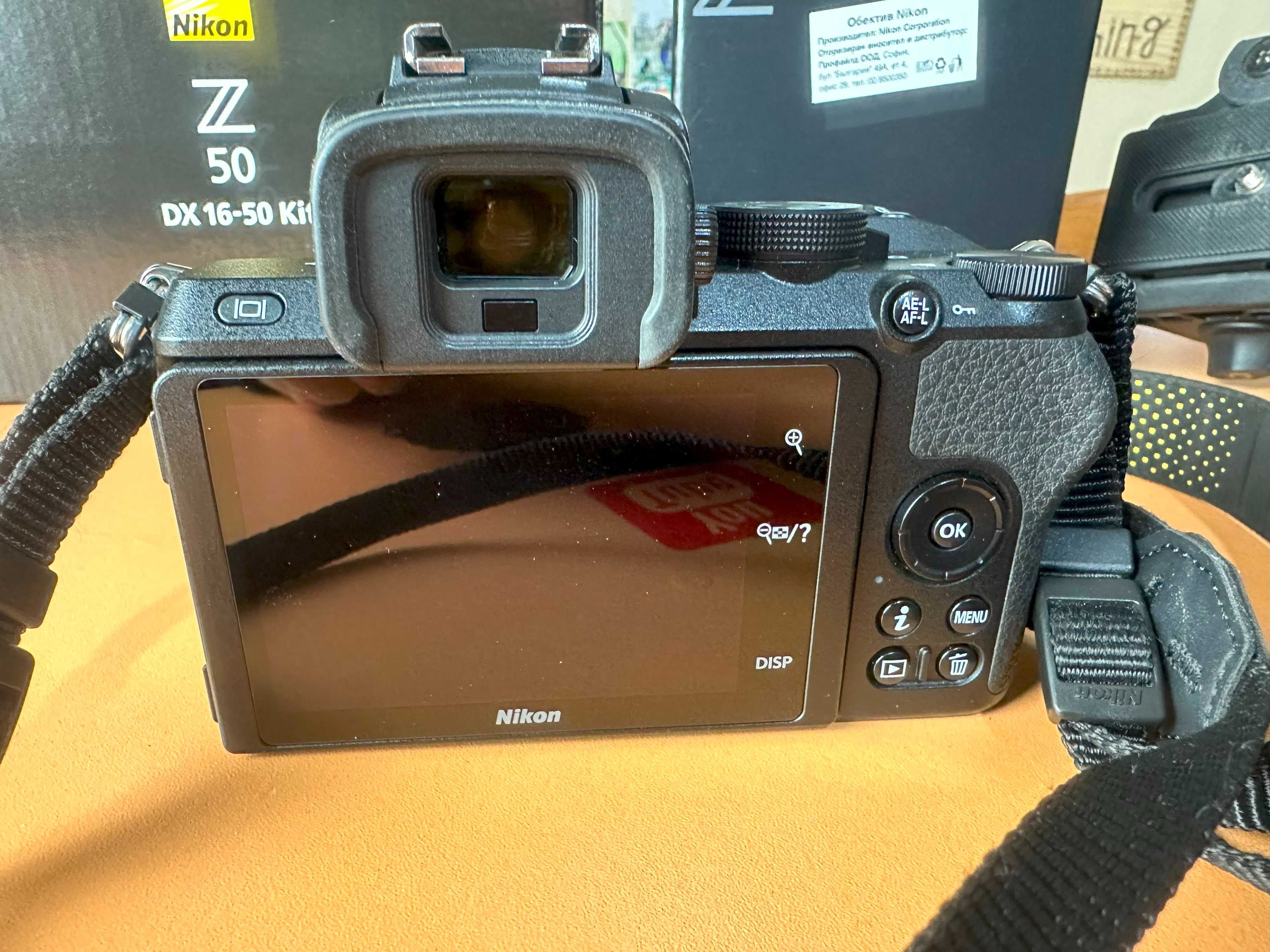 Фотоапарат Nikon Z50 + 2 обектива, батерии, статив, чанта и зарядно
