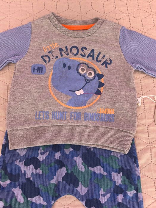 Нов комплект момче размер 74