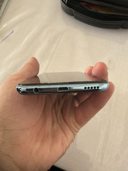 Honor 10 Lite sotiladi garantiya bilan