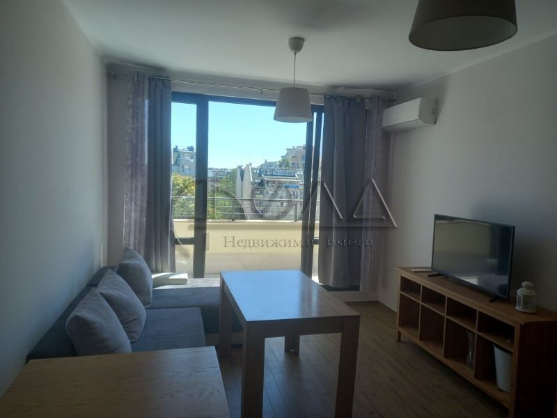 Продава се Двустаен апартамент в София, Център - 70 кв.м за 2815 €/кв.м - Снимка #1