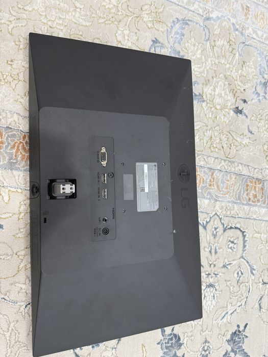 Продам манитор lG