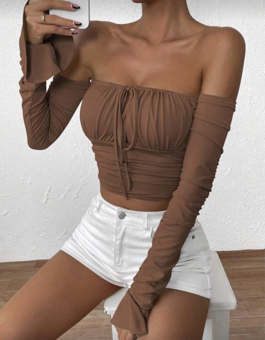 Дамска блуза с дълъг ръкав в кафяв цвят