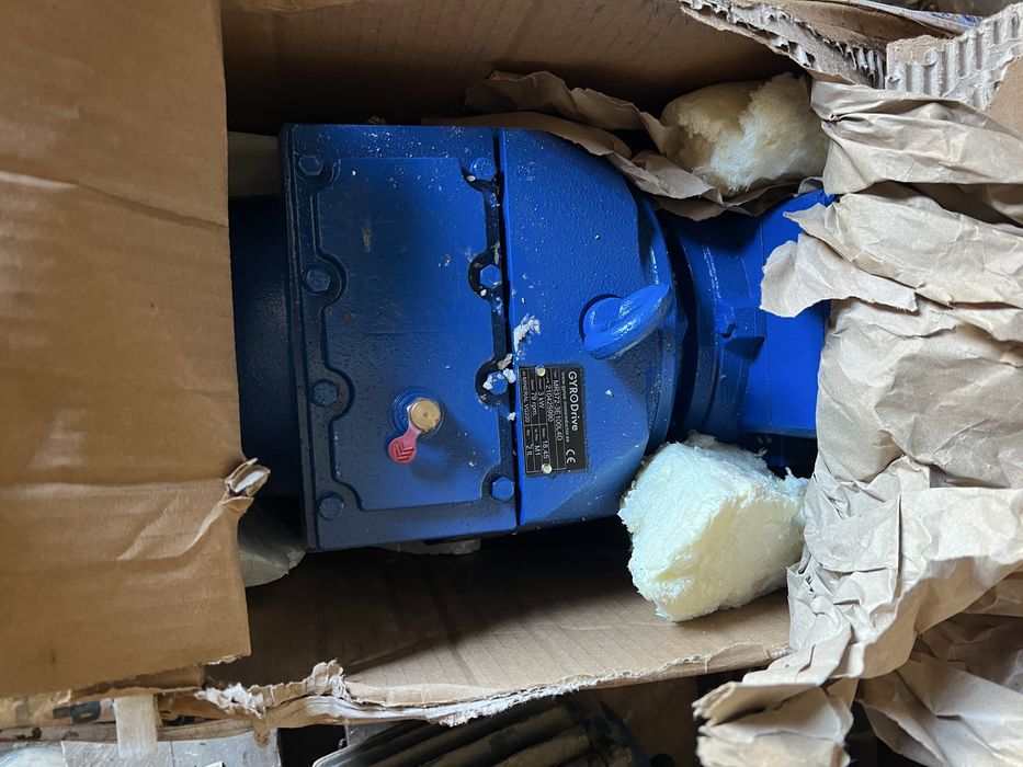 Motoreductor NOU, 3 kw cu 79 rot/min, statii sortare, concasare, etc.