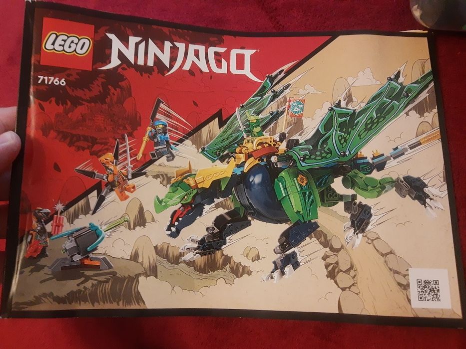 LEGO® NINJAGO - Dragonul legendar al lui Lloyd 71766, 747 piese