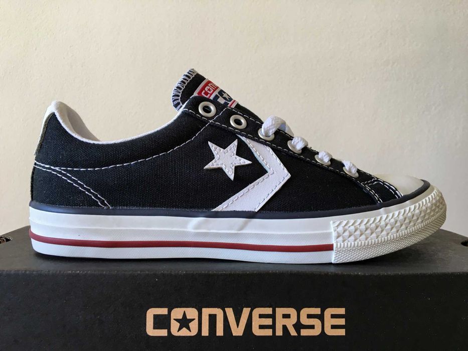 Нови кецове/гуменки Converse, номер 34