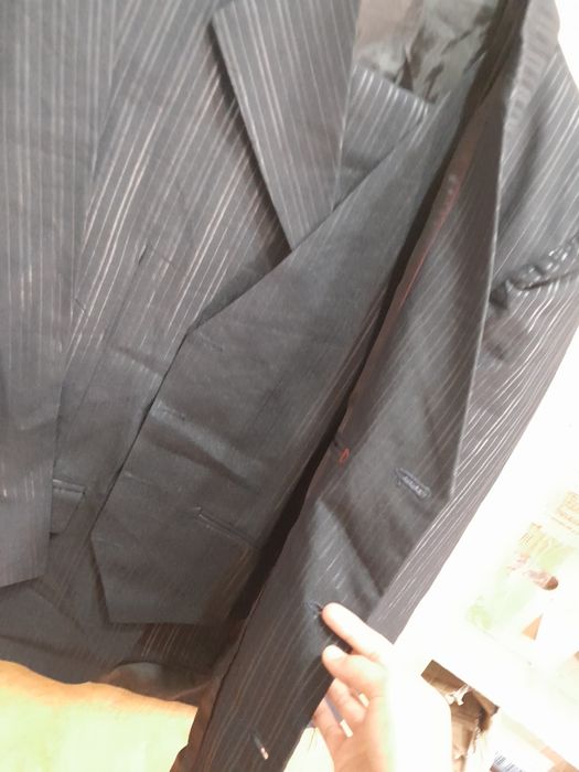 Кастюм сатылады.