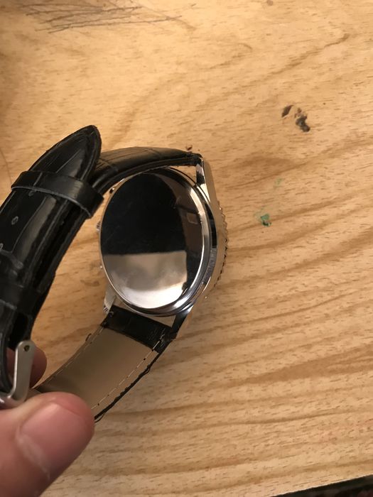 Soat sotiladi srochna