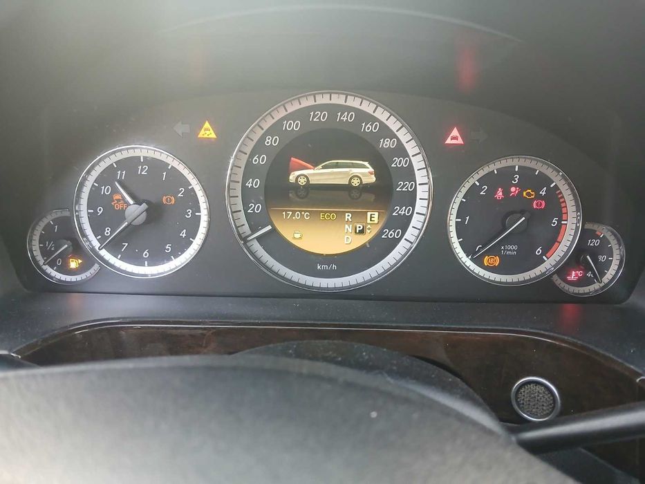 Мерцедес E220 cdi, 2011 г на части