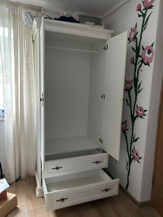 Dulap alb, 1500lei