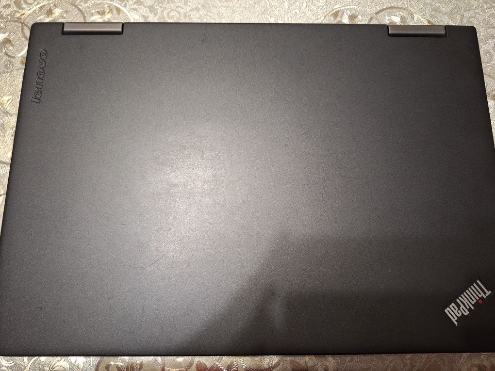 Lenovo thinkpad yoga