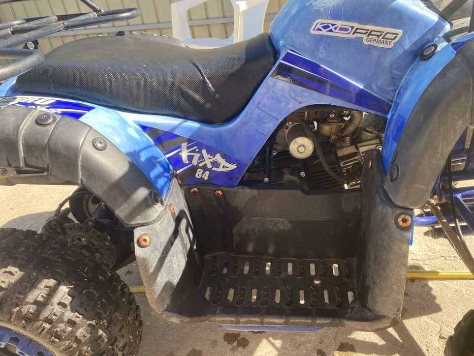 vând Atv capacitate 125cc