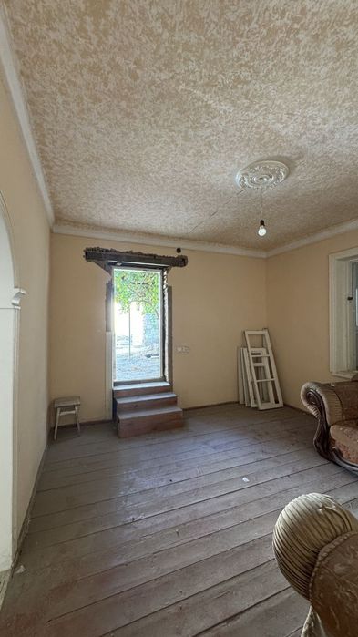 Срочно арзон  ховли сотилади