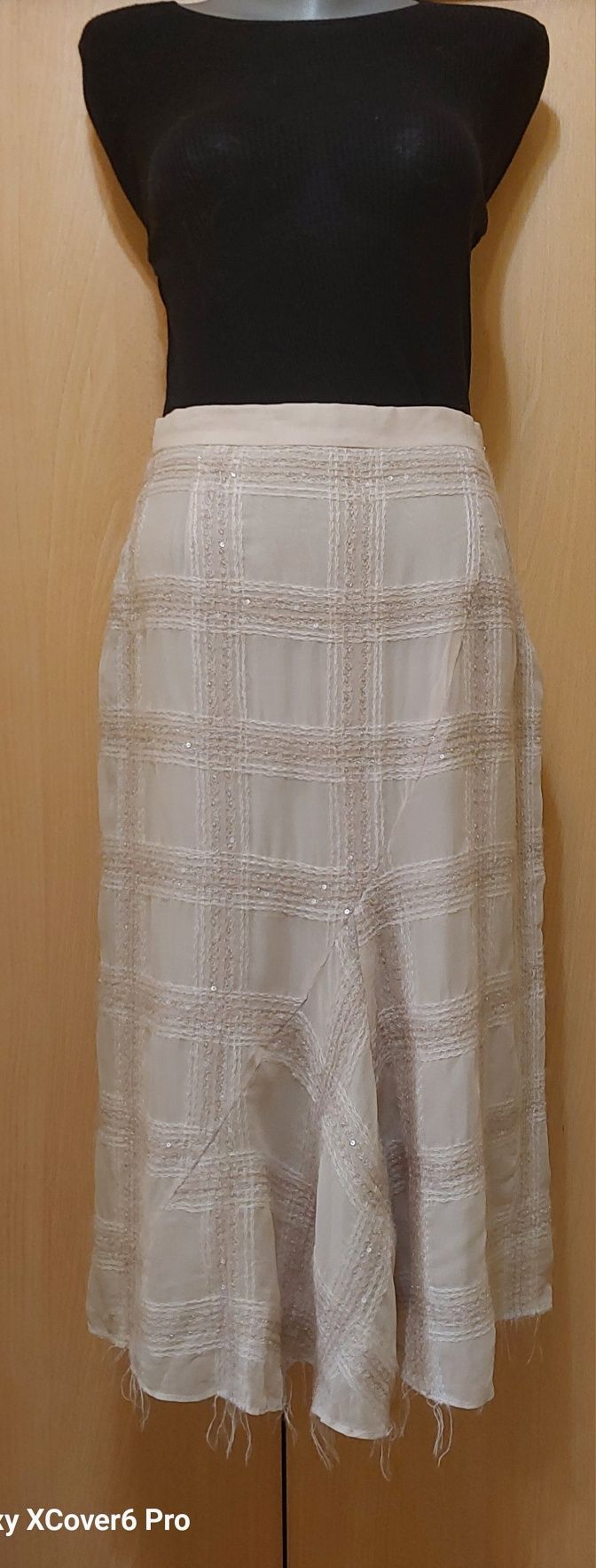Пола Intrend Max Mara.100% коприна. размер S