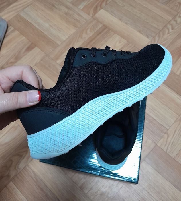 Кроссовки, 38-38,5. Турция