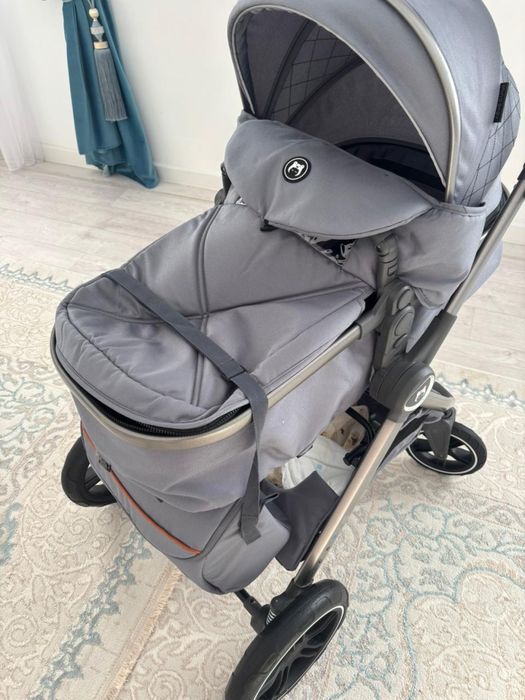 Коляска детская.