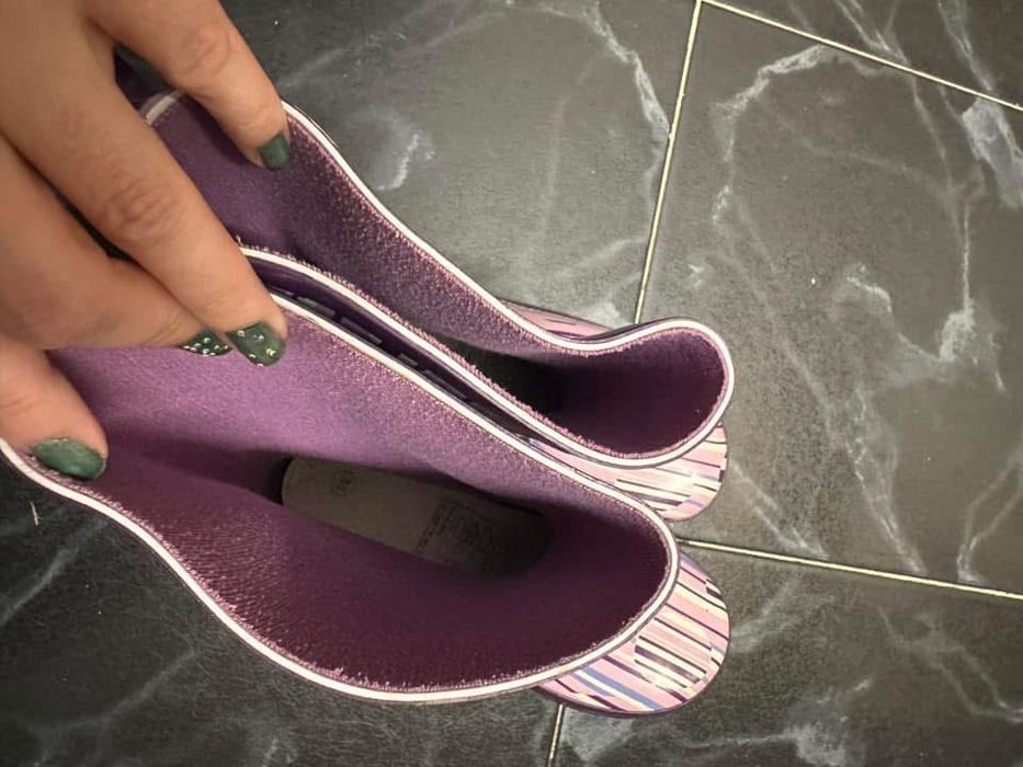 Лилави гумени ботуши н.34