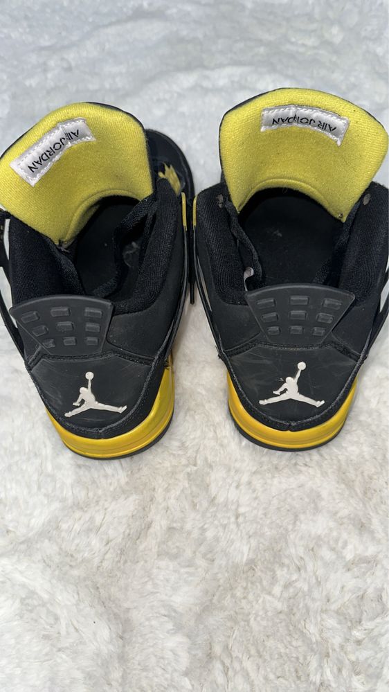 Jordan 4 Yellow Thunder 2012