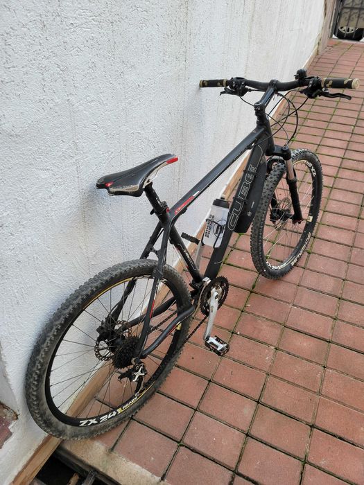 Bicicleta cube ltd