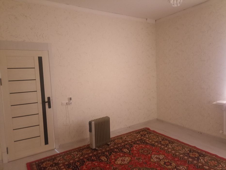 Кунлик еки ойлик ижарага берилади.