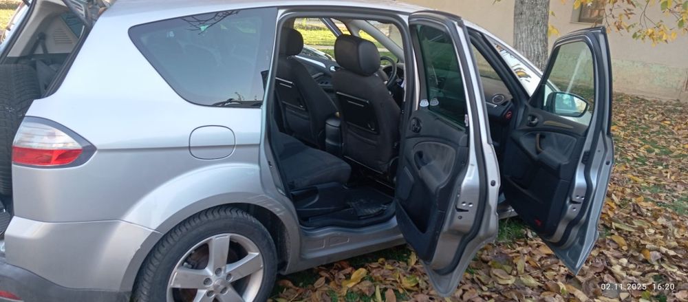 Ford S-Max 7 locuri