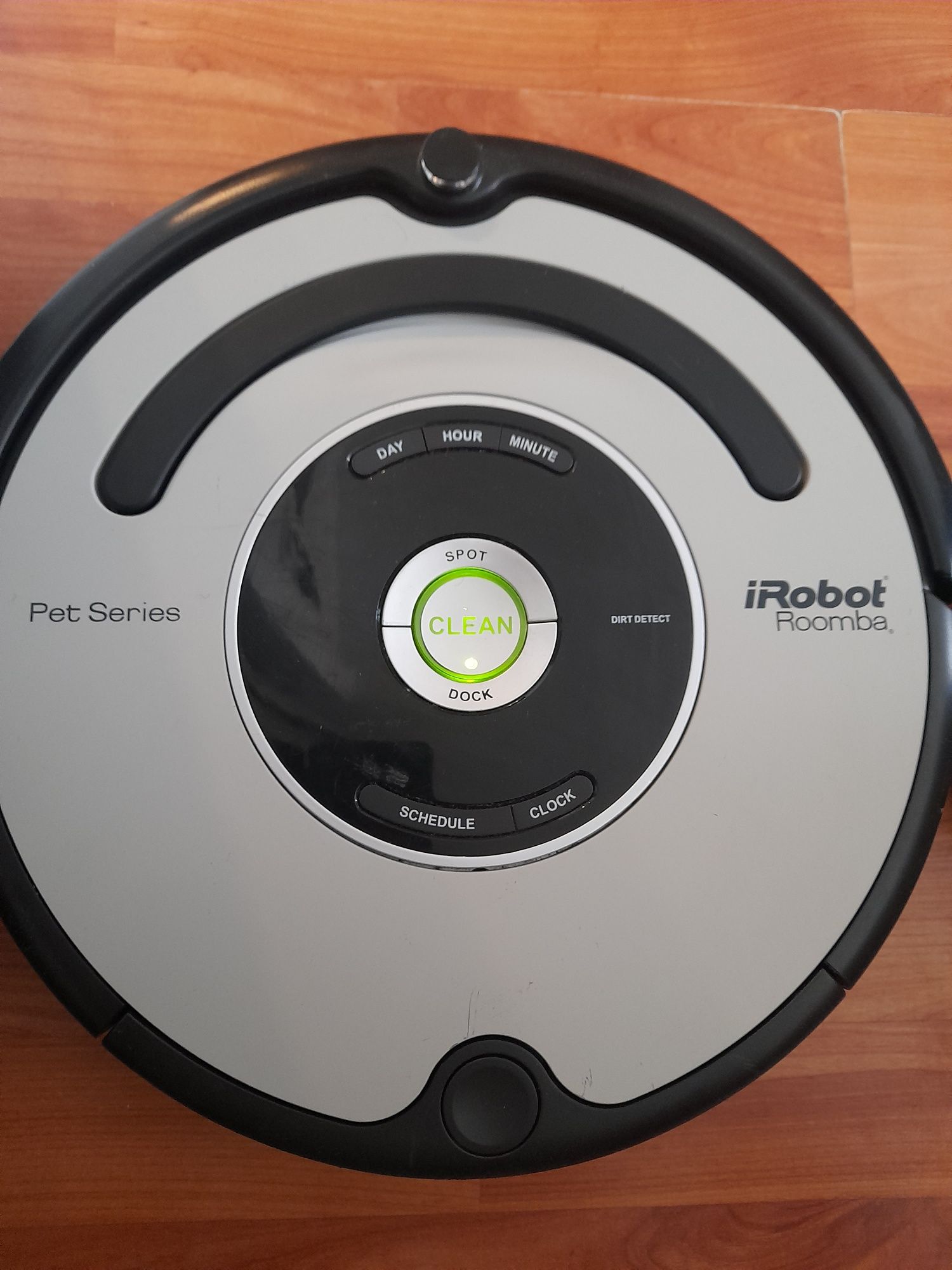 Aspirator iRobot Roomba 563