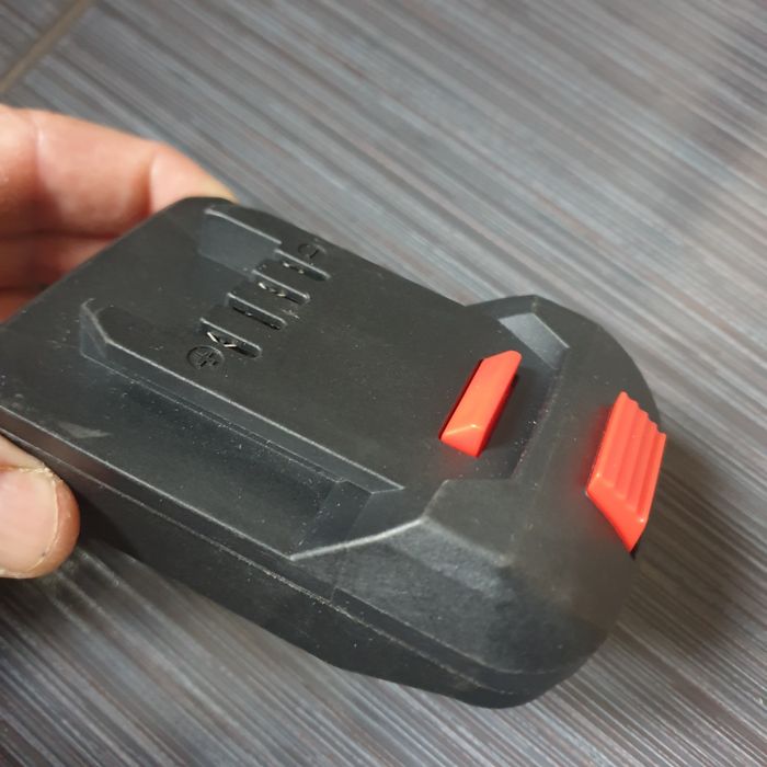 Adaptor acumulator Einhell pentru scule Parkside