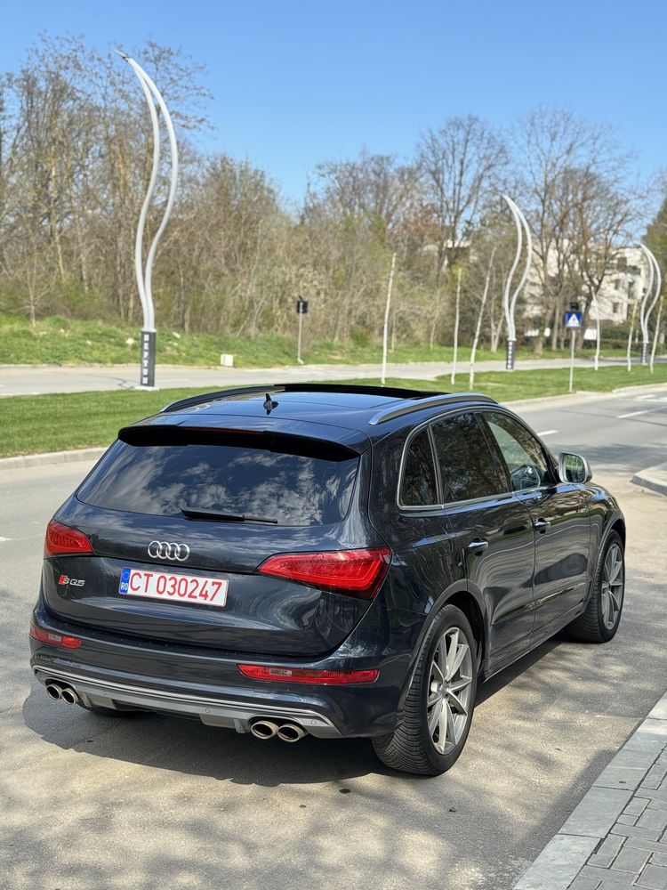 Audi SQ5 Competition