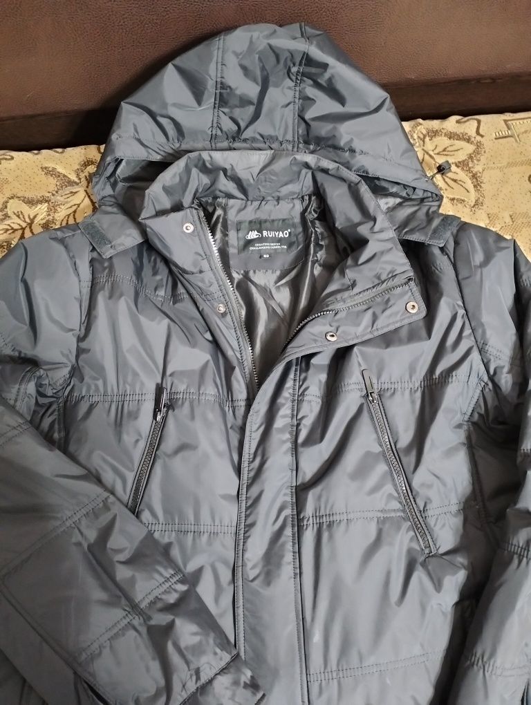 Продам мужскую куртку