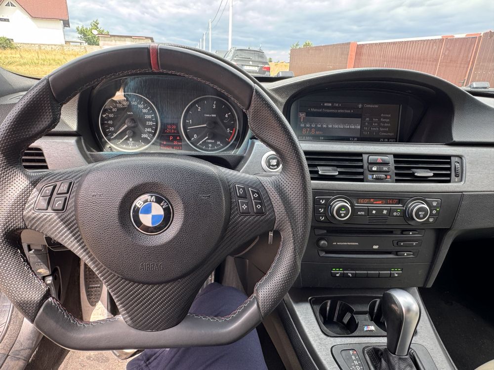 Vând e91 330d
