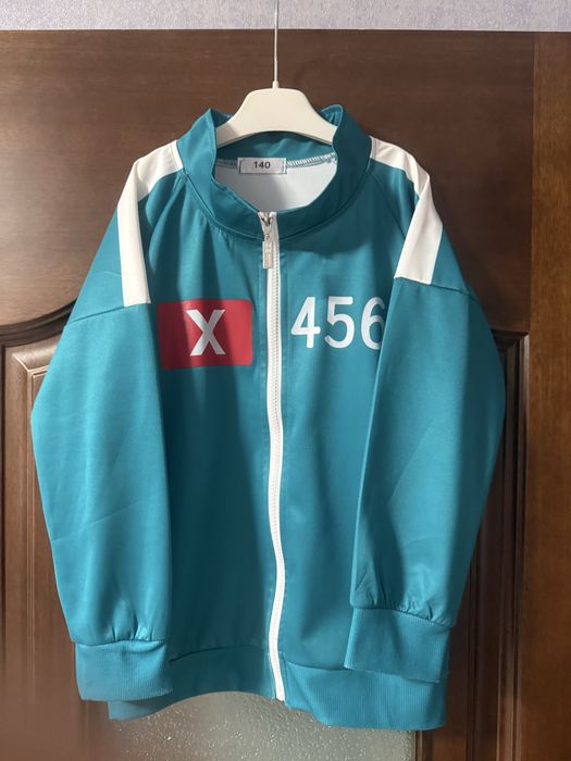 Костюм главного героя из «Игра в кальмара»