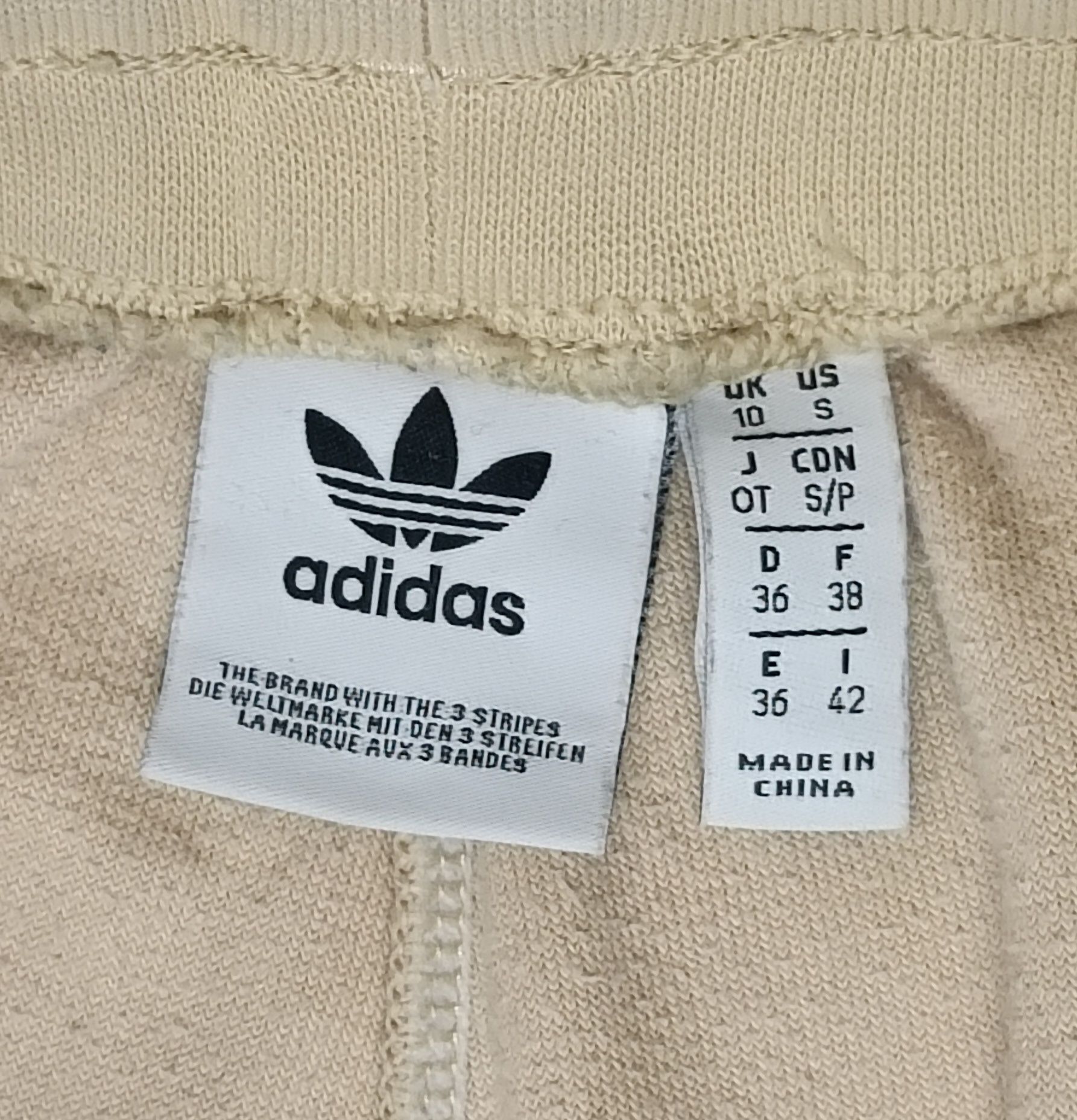 Adidas Originals Velour оригинален екип S Адидас горнище и долнище