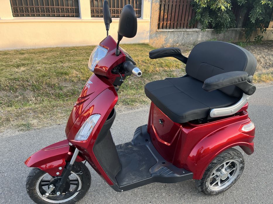 Triciclu electric VOLTA