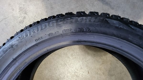 225/45/18 BRIDGESTONE 4бр