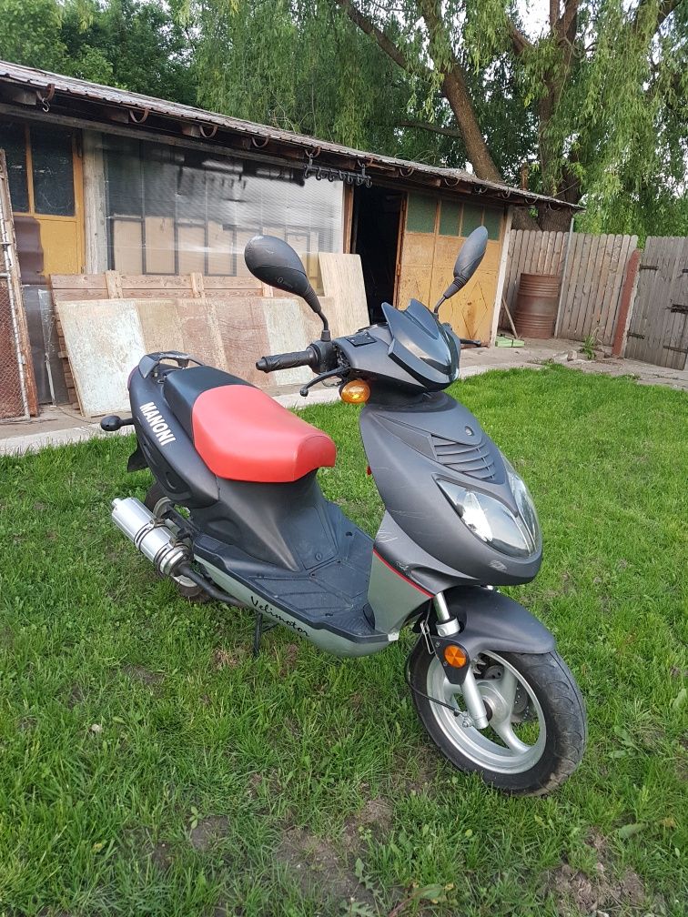 Scuter nou china 4t 49cm răcire aer ( yamaha piaggio aprilia malaguti)