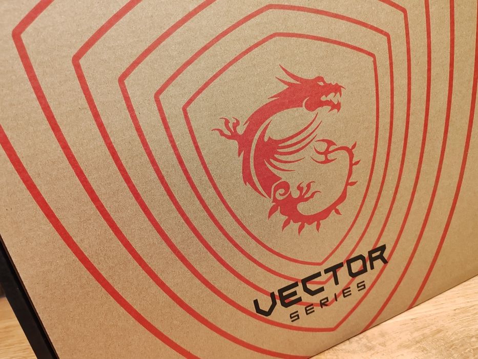 Laptop MSI Intel 9 275 hx placa video 5070 ti