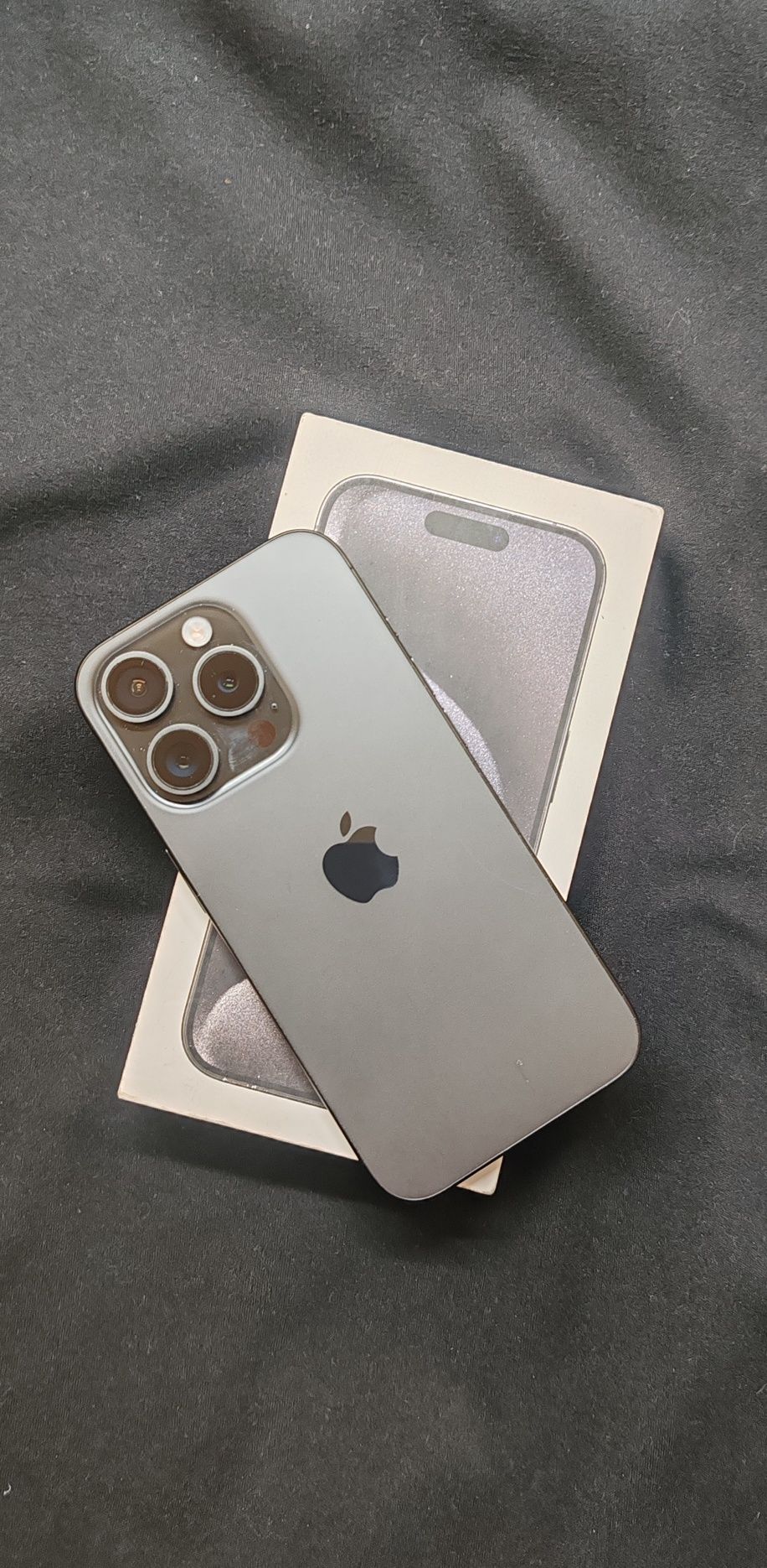 IPhone 15 pro 256GB