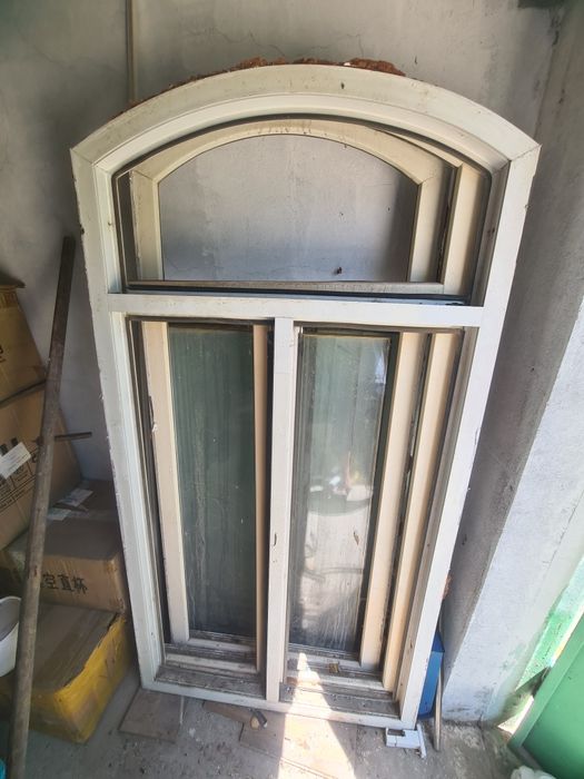 Окна пластиковые б/у . 79×180 см, Глухие 2 шт. 64×180 см, 2 шт и 96×18