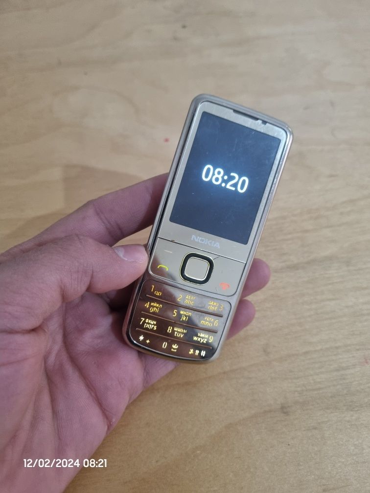 Nokia 6700 classic