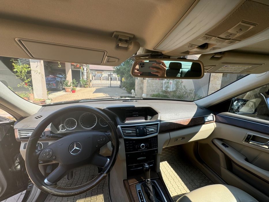 Mercedes-Benz E250 Diesel Elegance