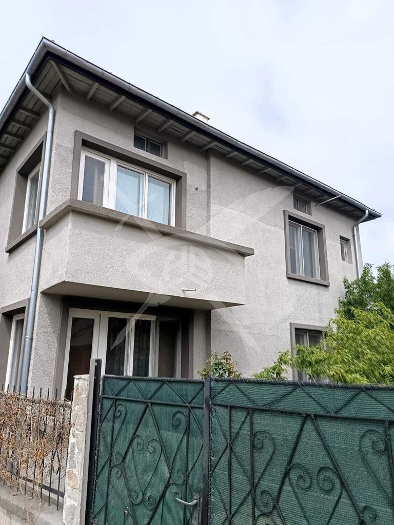 Продава се Къща в Средец - 182 кв.м за 763 €/кв.м - Снимка #13