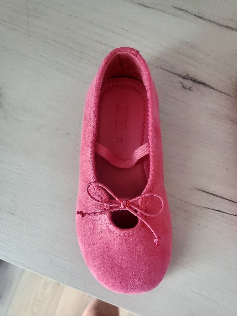 Цикламени обувчици zara