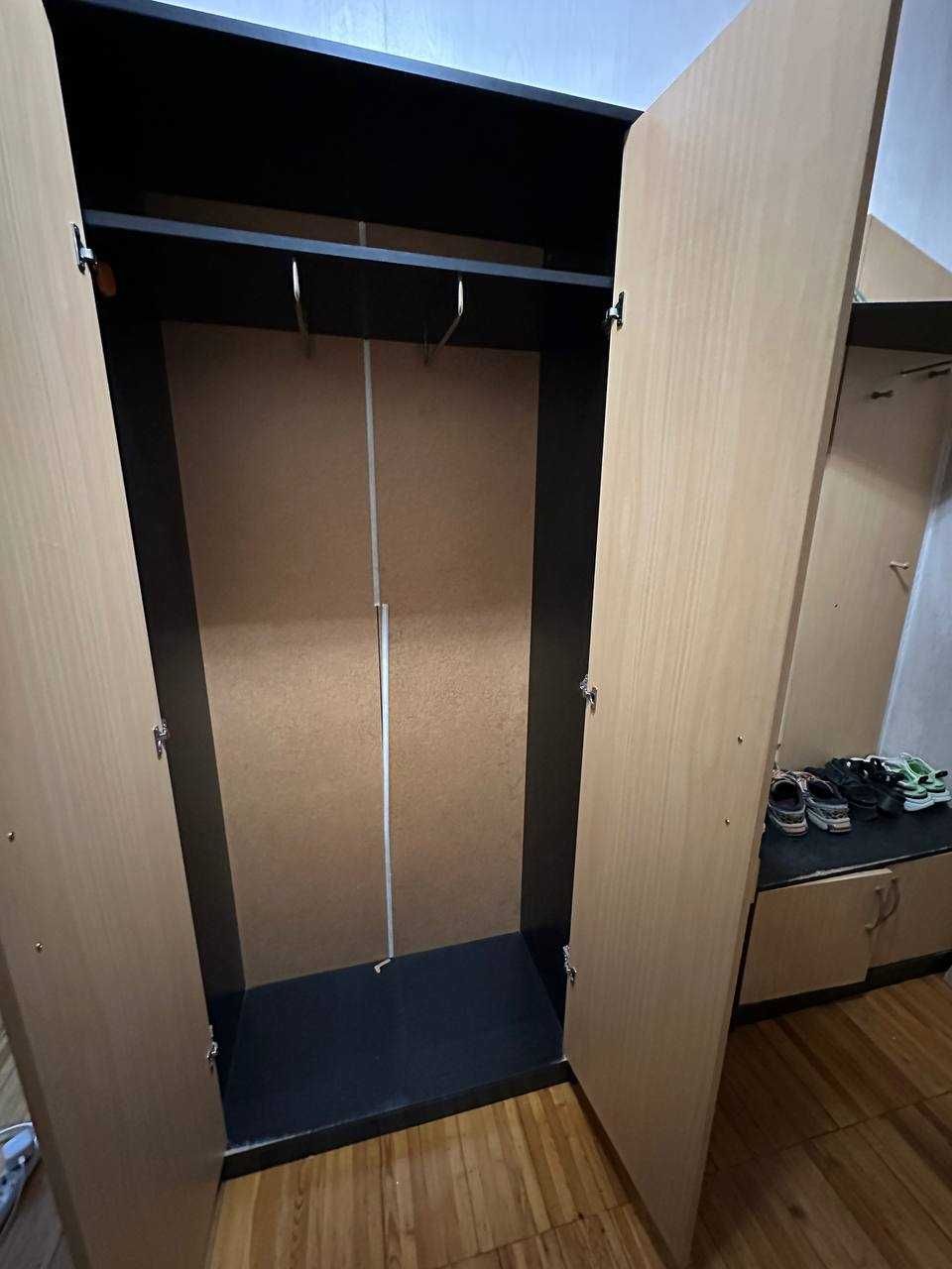 Продается шкаф б/у срочно