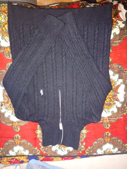 Продам полузамок поло