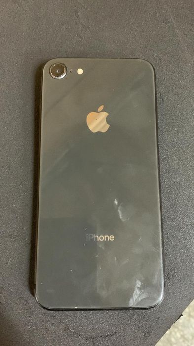 Iphone 8      64