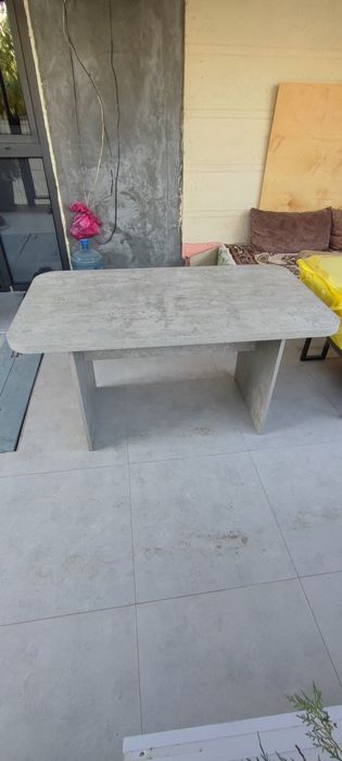 Продам Стол обеденный